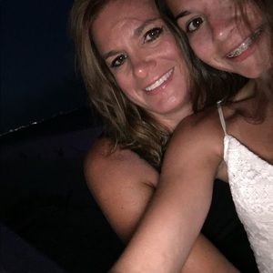 Meet your Posher, Suzanne